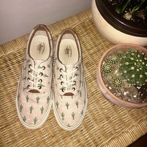 Cactus shoes
